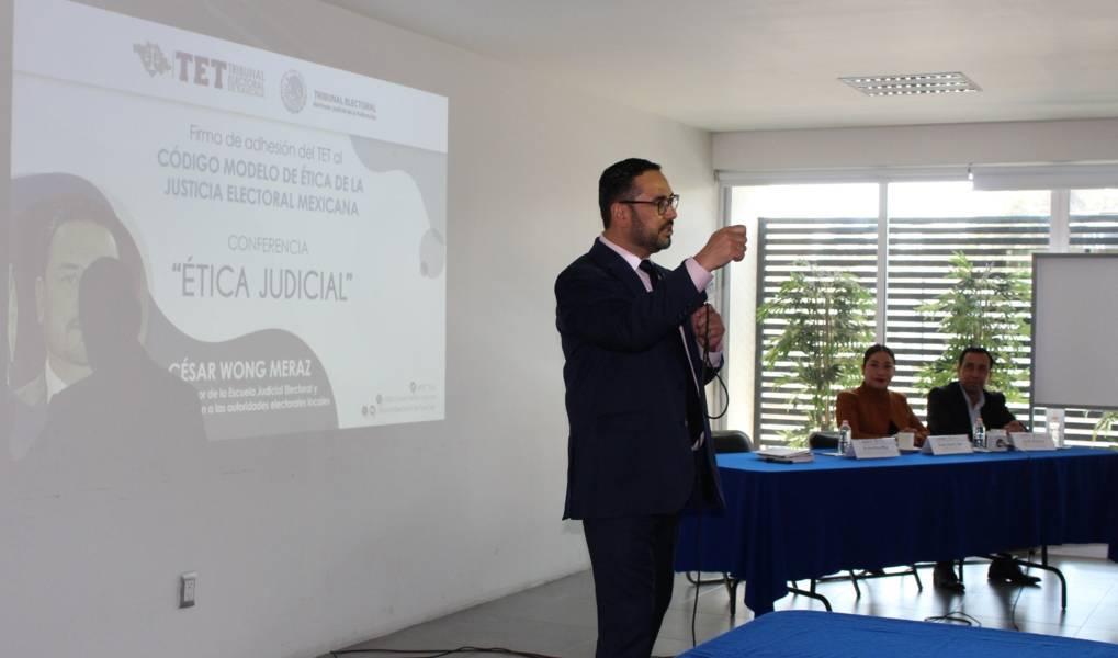 Se adhiere TET a Código Modelo de Ética del TEPJF