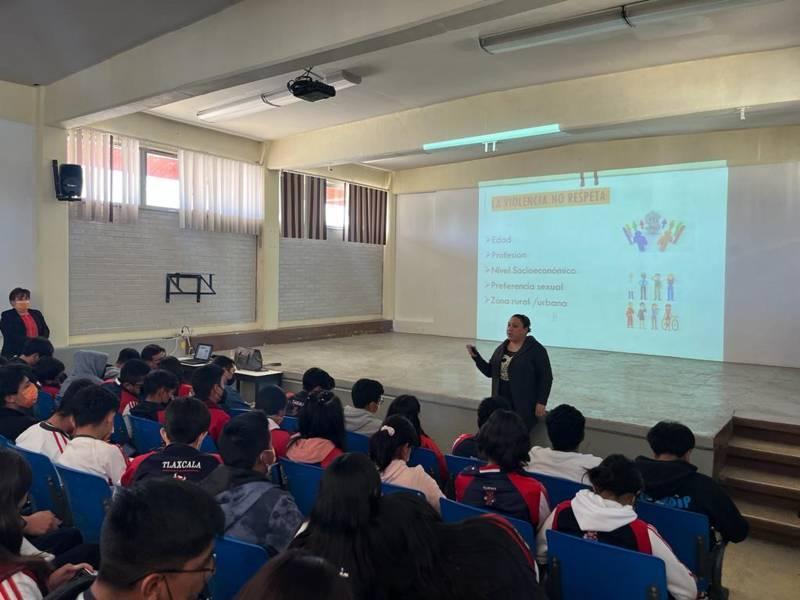 Llevará IMM plática de prevención contra la violencia en el noviazgo a estudiantes del CBTIS 61