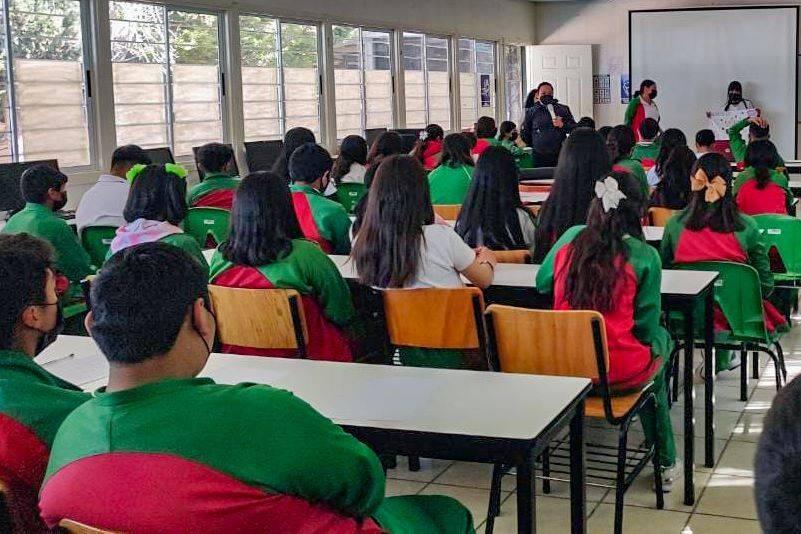 Impulsan policías de Huamantla estrategias de seguridad para alcanzar escuelas libres de violencia