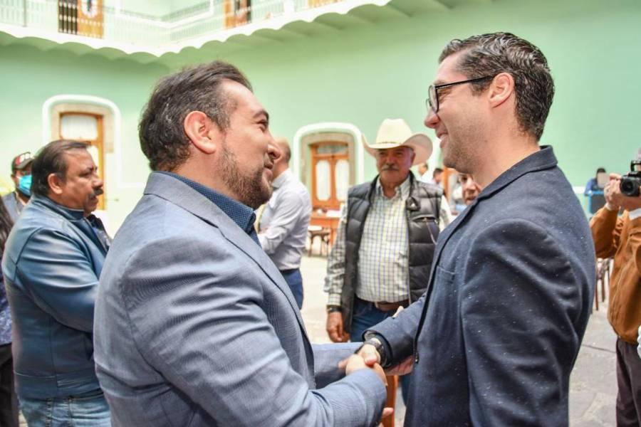 Seguiremos uniendo esfuerzos con el gobierno del estado para traer bienestar a los huamantlecos: Salvador Santos Cedillo