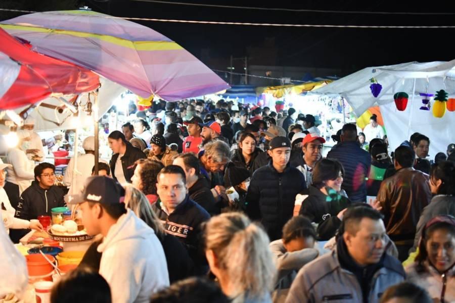 Disfrutan cientos de familias el tercer viernes de muéganos en San Sebastián