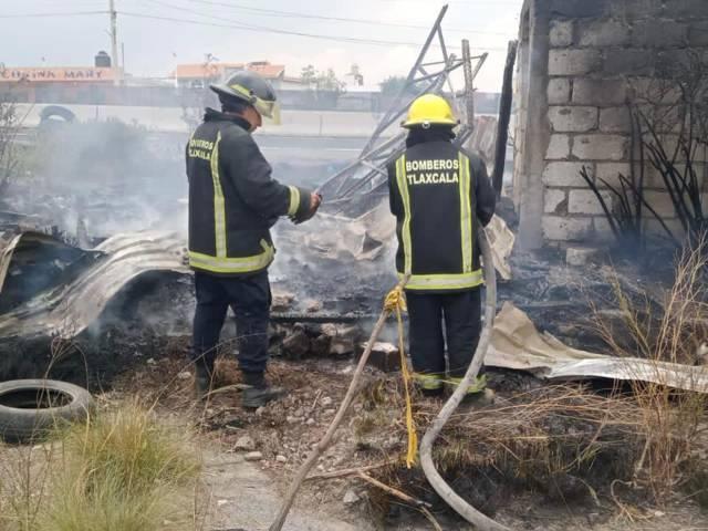 Atiende Protección Civil y Seguridad Pública de Huamantla incendio en nuevos horizontes