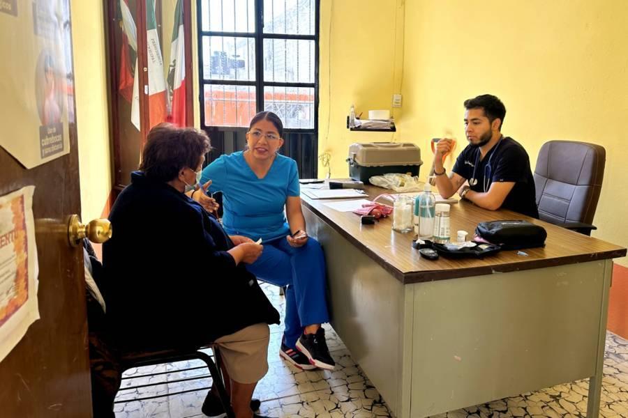 Beneficia la brigada “DIF en tu comunidad” a los vecinos de la Colonia Emiliano Zapata