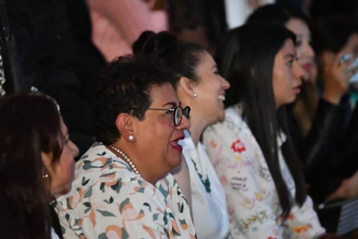 Consiente Ayuntamiento de Huamantla con histórico festejo por el día de las madres 