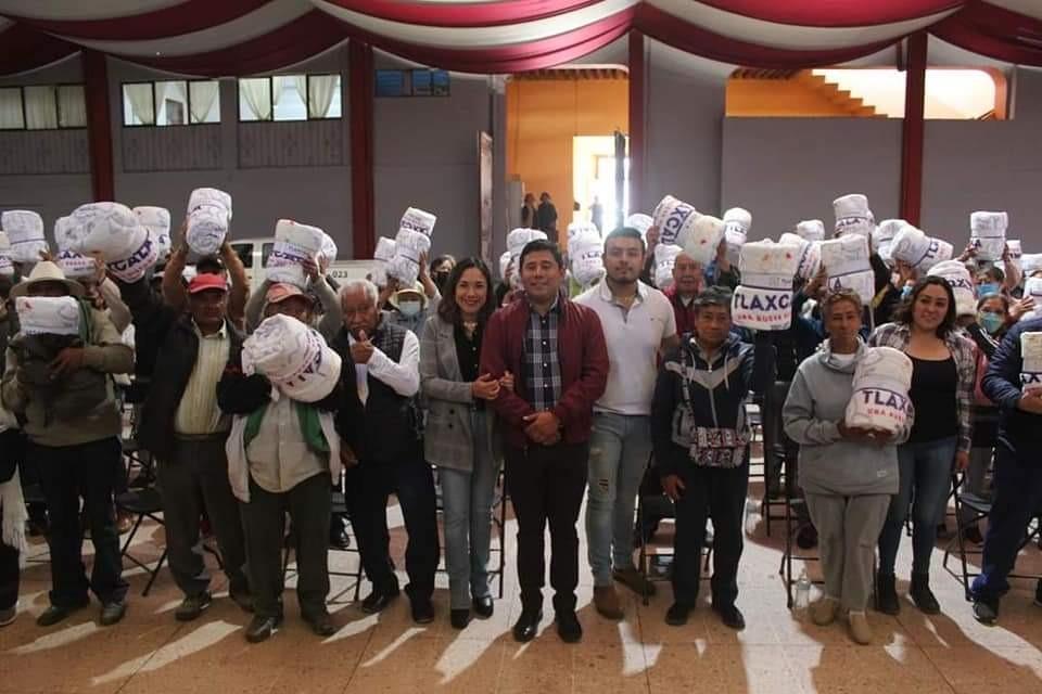 Variadas actividades en SMDIF de Santa Cruz Tlaxcala a cargo de Lic. Monserrat Loyo Espíndola