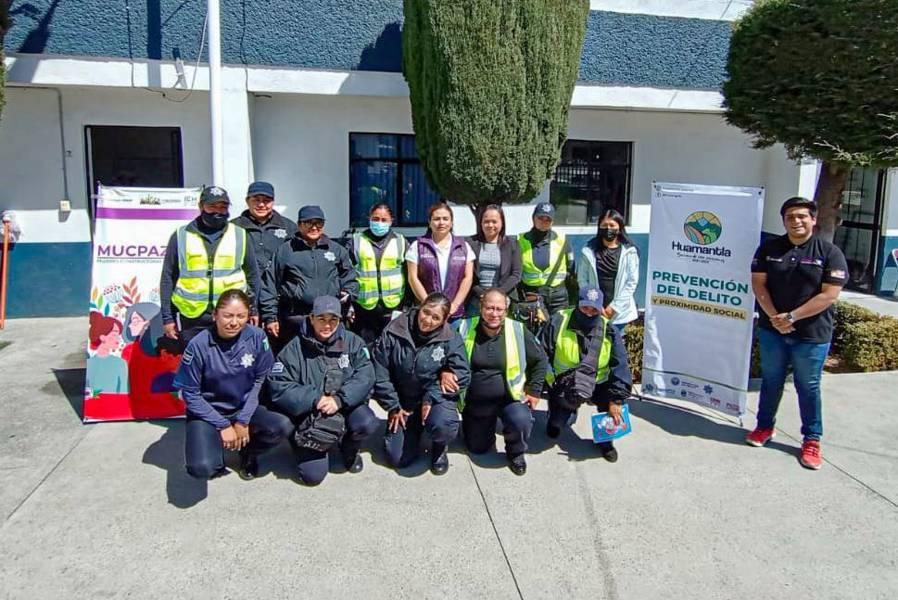 Imparte dirección de seguridad pública taller para inhibir la violencia de género