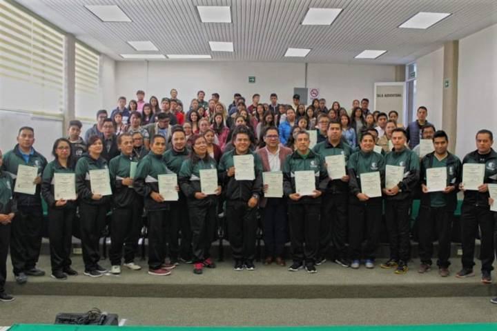Capacita ITST a docentes para elevar estándares de calidad en beneficio de estudiantes