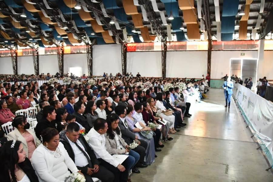 El respeto, la confianza y el amor son la base que sostiene a la familia: Salvador Santos Cedillo 