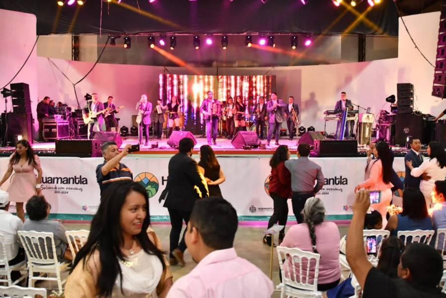 El respeto, la confianza y el amor son la base que sostiene a la familia: Salvador Santos Cedillo 