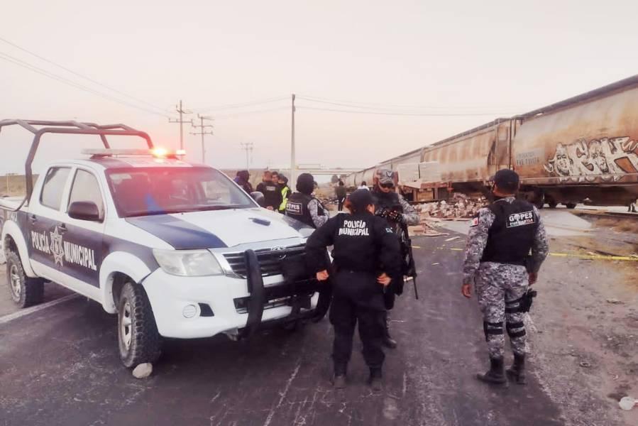 Apoya dirección de seguridad pública de Huamantla en accidente en la carretera a Xalpatlahuaya 
