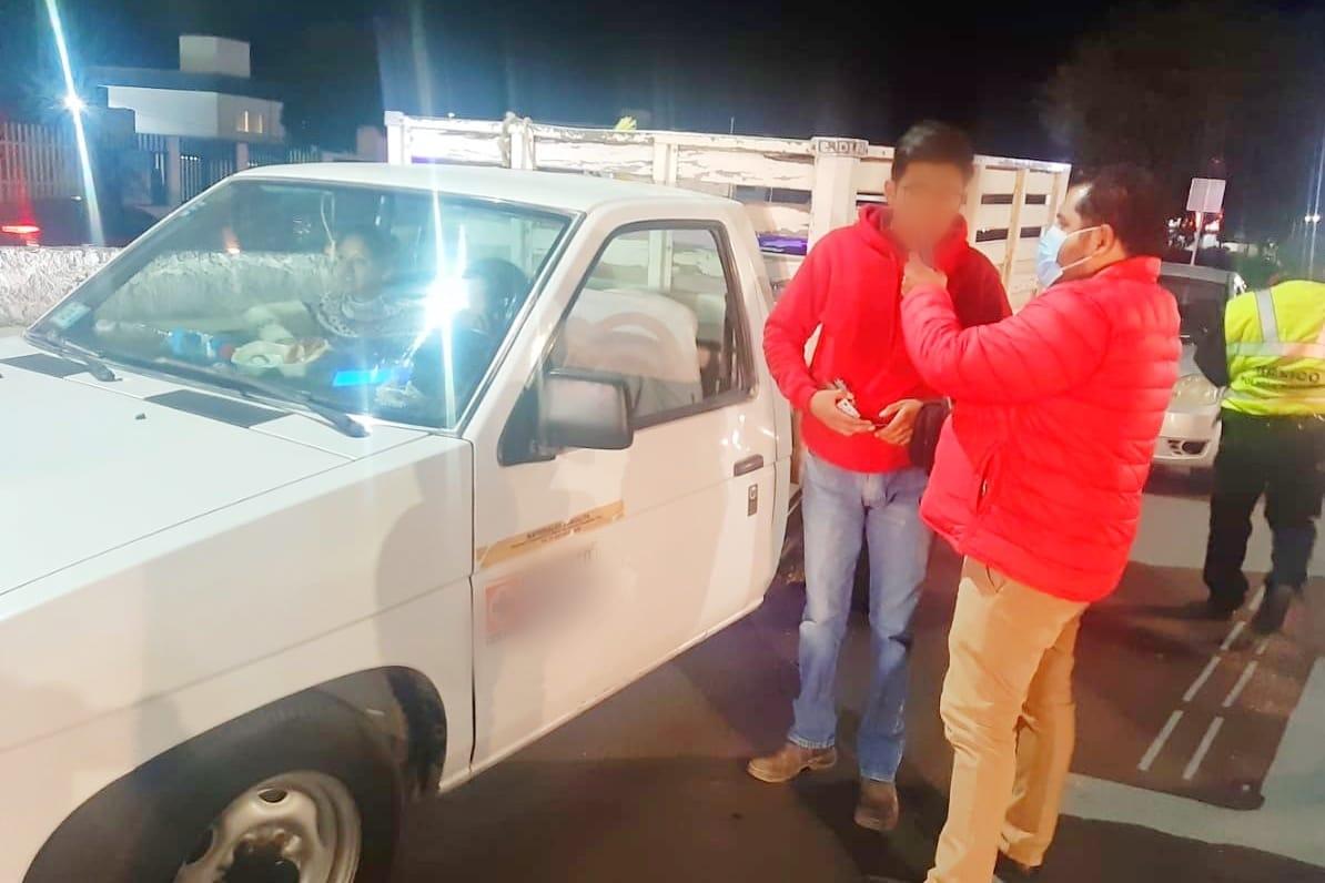 Policía de Huamantla previene accidentes viales con puntos de revisión con alcoholímetro 
