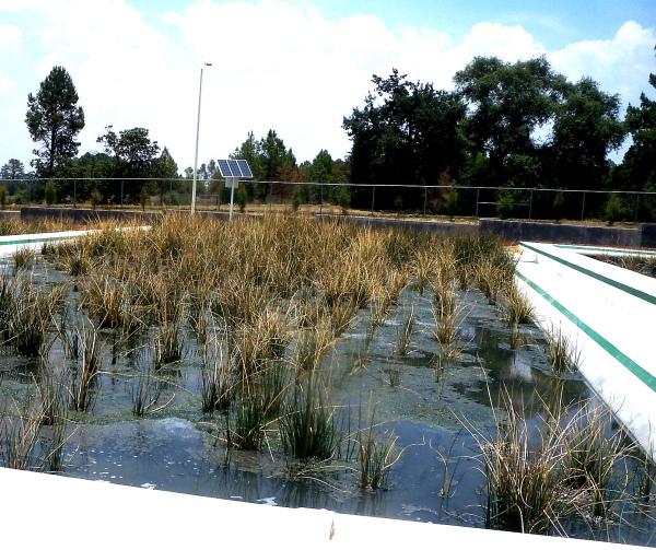 Gasto inútil las plantas de tratamiento de aguas residuales