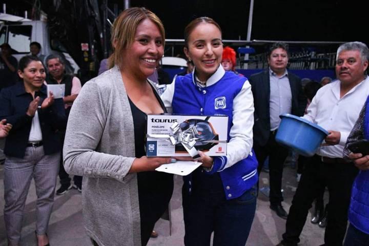 Celebra PAN a mamás, niñas y niños de Tlaltelulco
