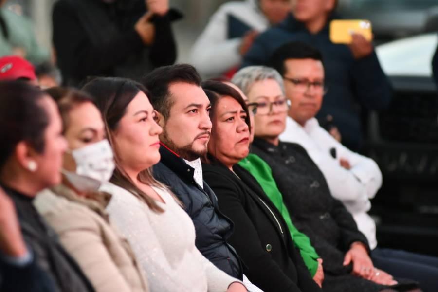 Anuncia Salvador Santos construcción de clínica para perros y gatos en Huamantla
