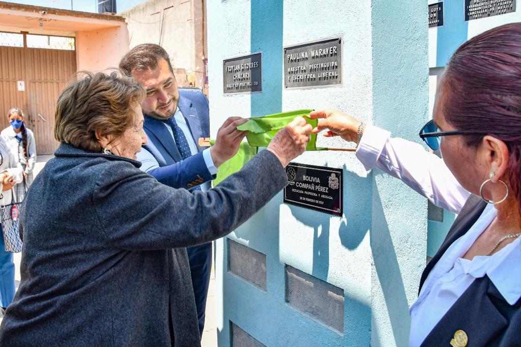 Rinde homenaje gobierno municipal a cuatro ilustres huamantlecos