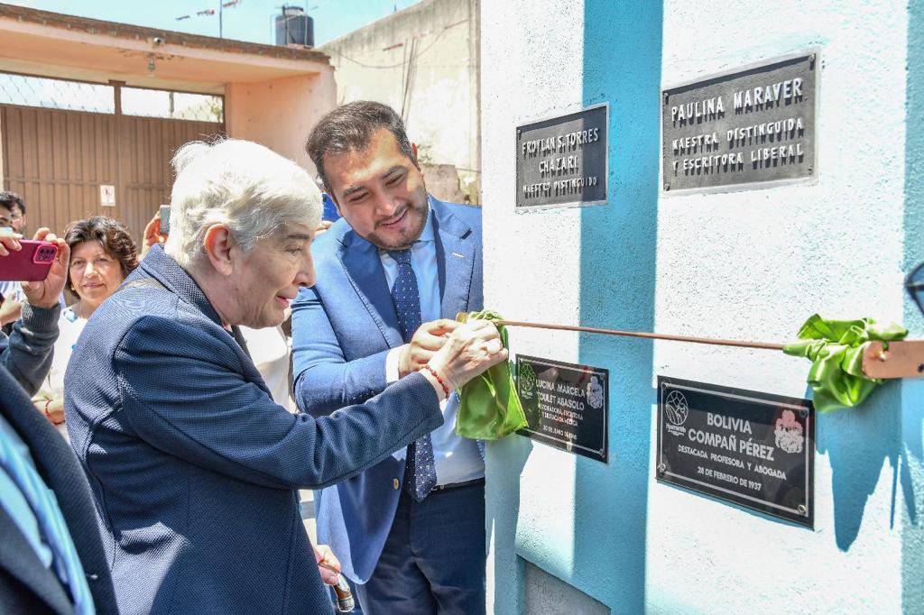 Rinde homenaje gobierno municipal a cuatro ilustres huamantlecos