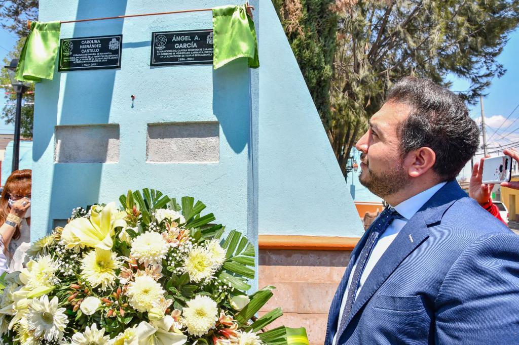 Rinde homenaje gobierno municipal a cuatro ilustres huamantlecos