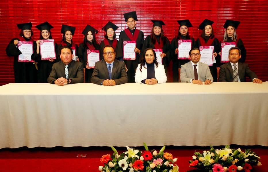 Egresó UATx a maestros en diseño del espacio interior