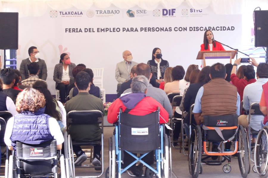Impulsa SEDIF la inclusión laboral con feria del empleo para personas con discapacidad