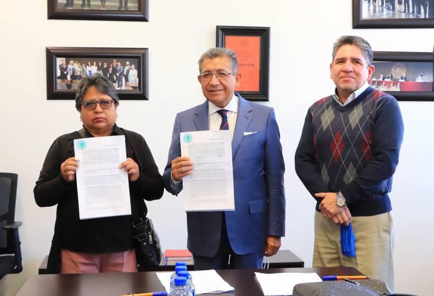 Firman UATx y STEIESET contrato colectivo de trabajo