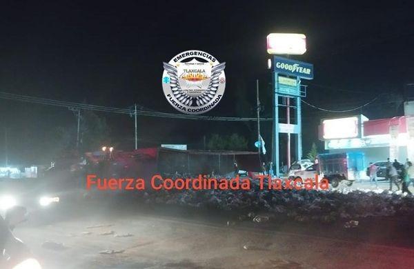 Se atiende accidente  en Calpulalpan,  hay cinco lesionados  en el lugar!