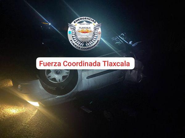 Un aparatoso accidente dejó un saldo de cinco personas lesionadas en Terrenate
