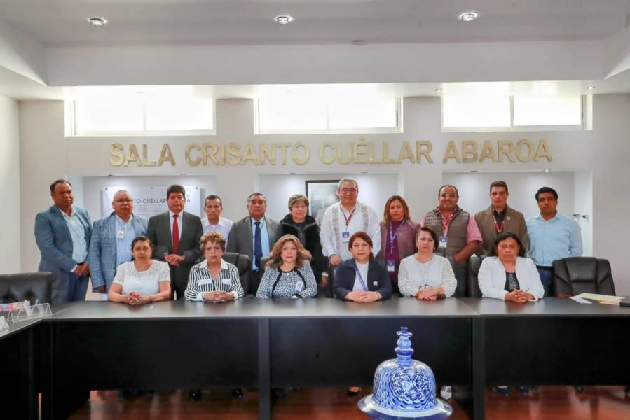 Designan a Oneida Pérez Matlalcuatzi como directora de educación primaria de la SEPE-USET