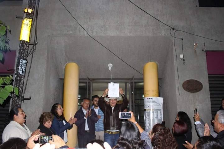 Pepeluche ridiculiza a Marianito y ya tiene Constancia de Mayoría