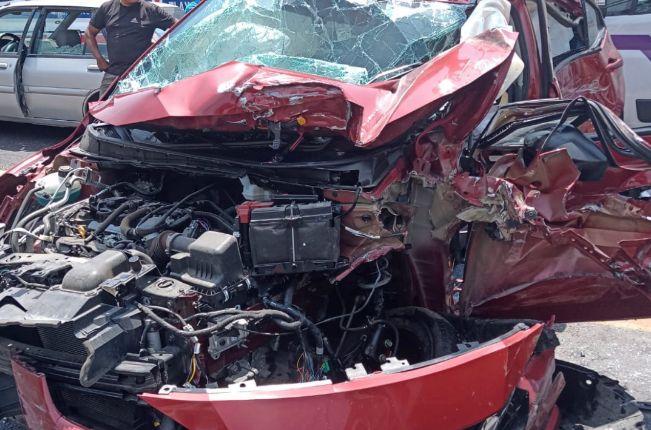 Aparatoso accidente deja como saldo cinco lesionados en Chiautempan