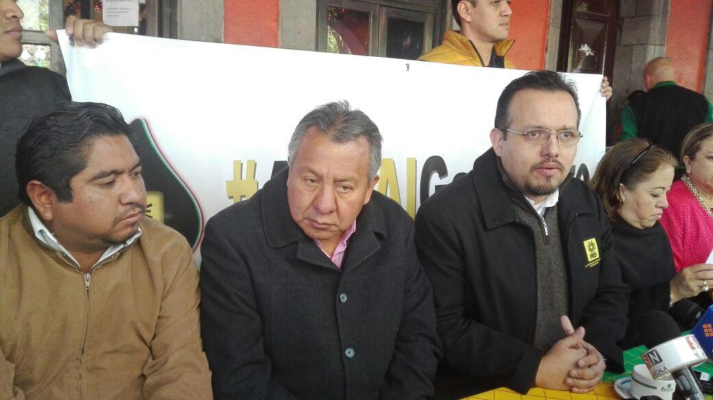 Anuncia PRD toma de casetas y manifestación por gasolinazo
