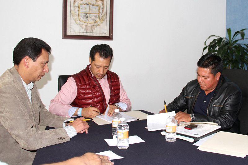Signa Orlando Santacruz convenio anual con Sindicato 7 de Mayo