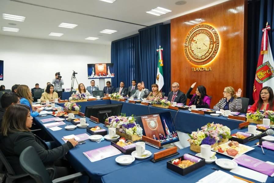Preside Alejandra Ramírez Ortiz comparecencia del secretario de Educación Pública del Estado