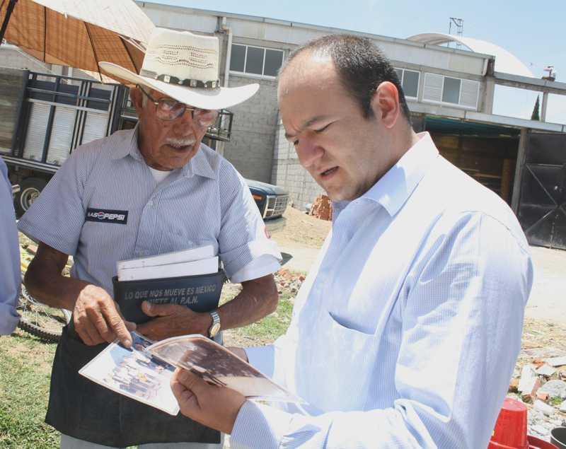 Busca Juan Corral Mier rescatar la industria textil y tradiciones de Chiautempan