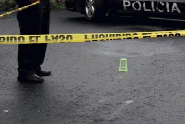 Localizan el cuerpo de un masculino con impacto de bala en la cabeza 