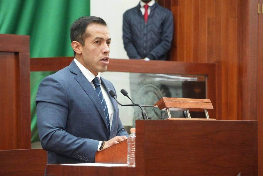 Conmemora Bladimir Zainos el natalicio del Benemérito de las Américas