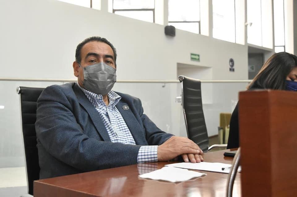 Lenin Calva se ubica dentro de los diputados más productivos