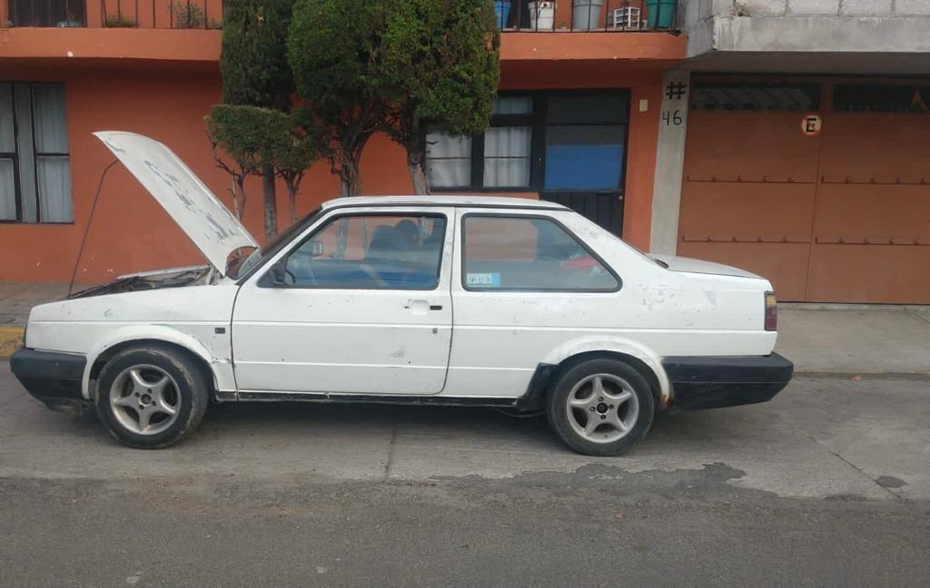 Efectivos de la policía de Panotla logran recuperar un vehículo con reporte de robo