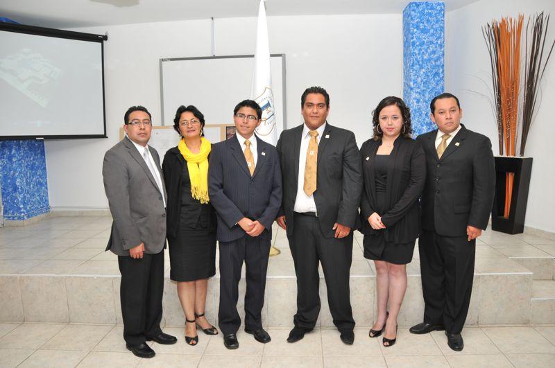 Presentan alumnos de la UMT la tesis: Centro gerontológico “Club la paz”