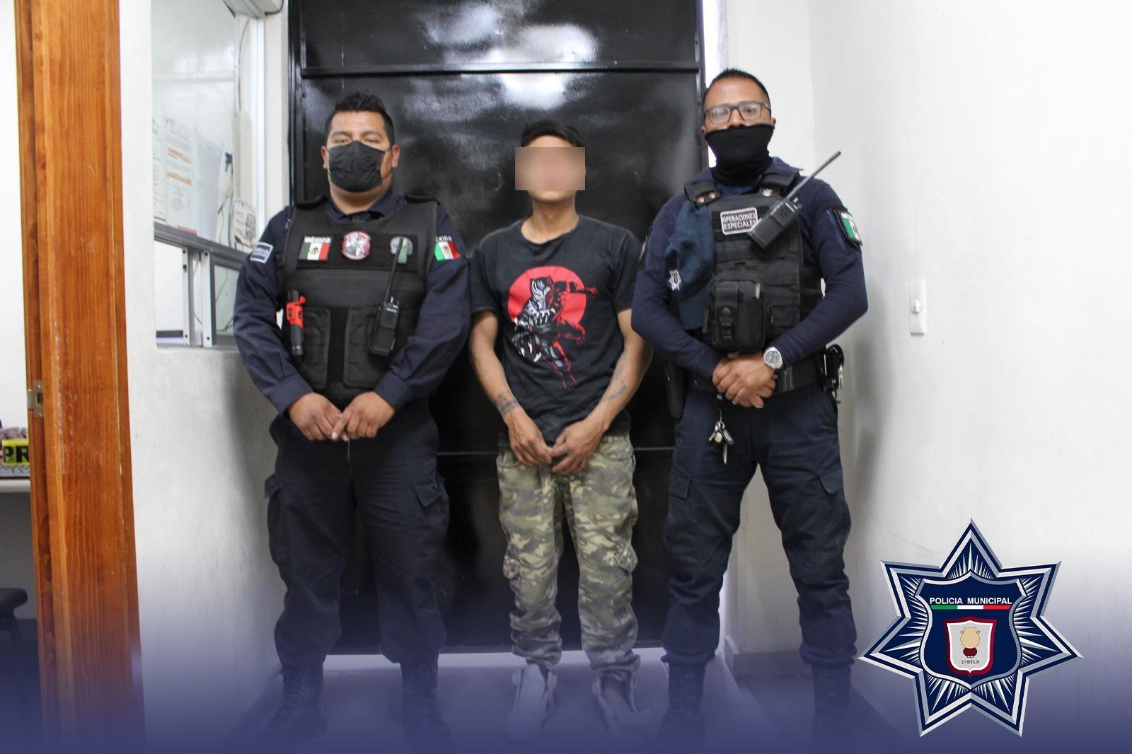 Asegura Policía Municipal de Contla a sujeto en posesión de enervantes
