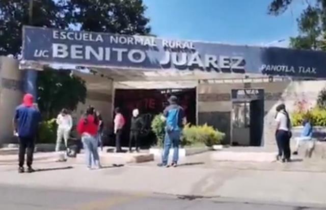 Cerca la policía estatal a normalistas para evitar protestas  