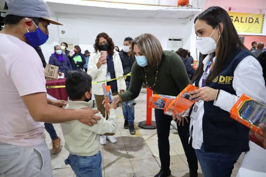 Arriba “Cabalgata de Reyes Magos” a Chiautempan