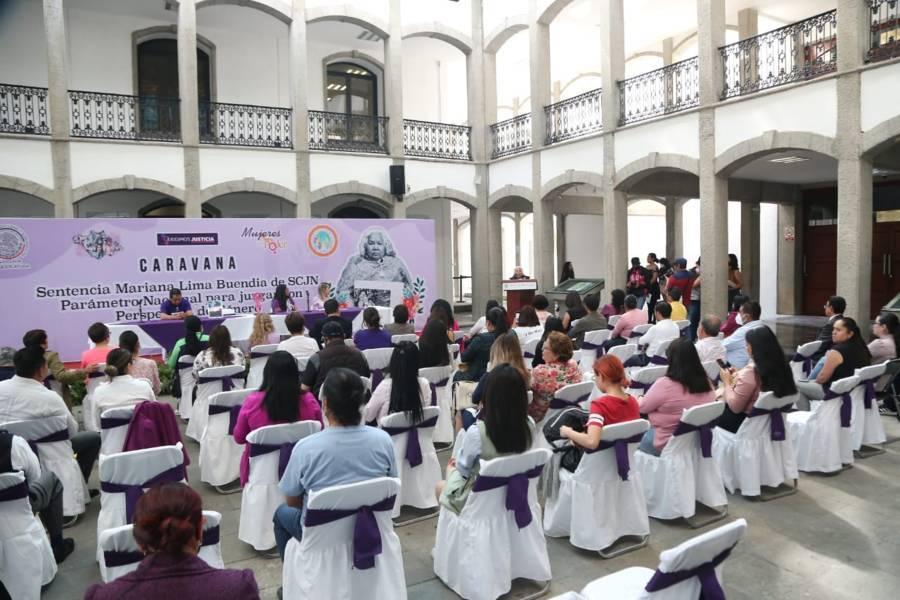Activista Irinea Buendía se presenta en el Congreso del Estado 