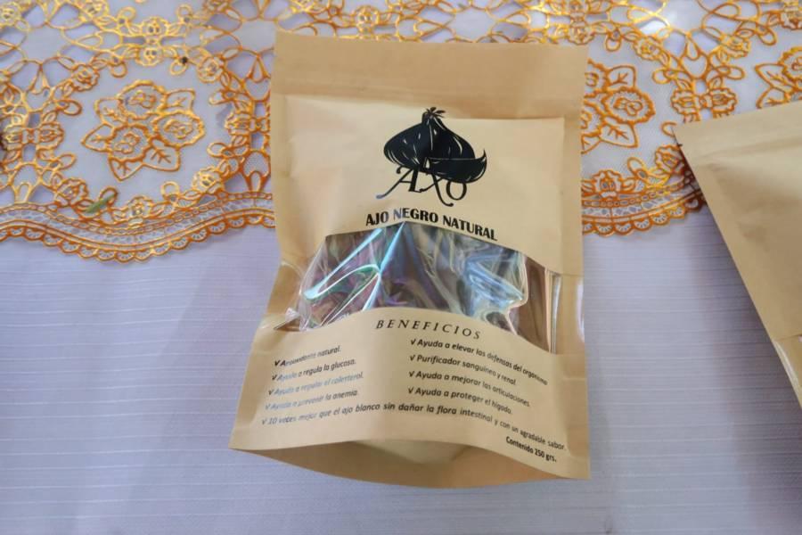 Artesanos ponen a la venta sus productos en la capital 