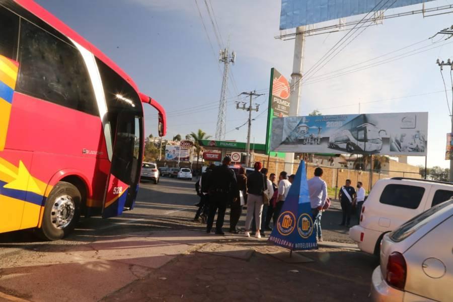 Asaltan a pasajeros tlaxcaltecas de EXAL en Río Frío 