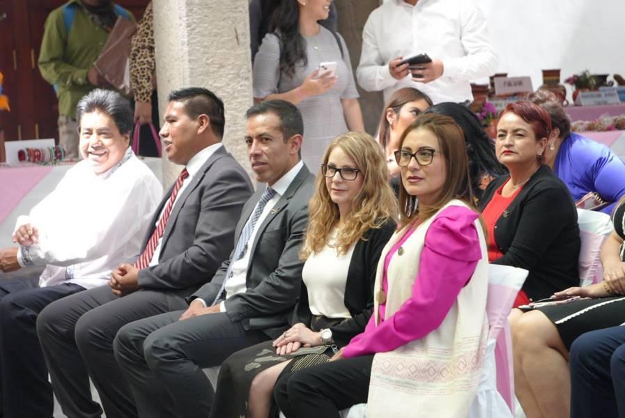 Conmemora Reyna Báez Lozano Día Internacional de la Lengua Materna
