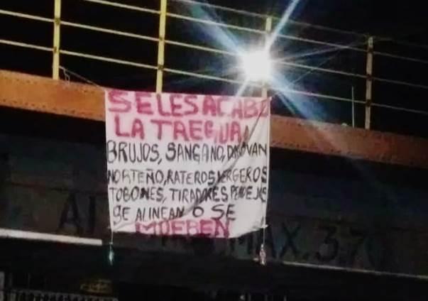 Aparece manta que amenaza al grupo criminal “Los Brujos” de Apizaco