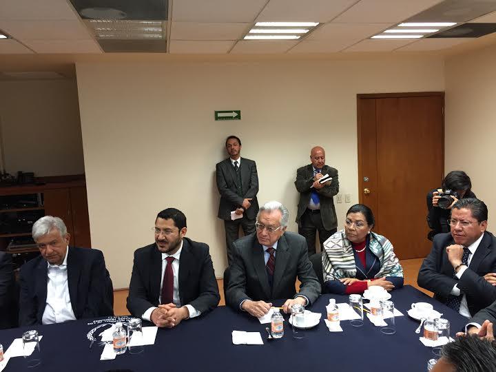 Rafael Moreno Valle es un dictadorzuelo: AMLO‏ 