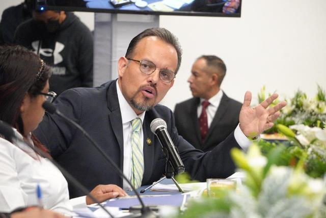 No hay nada que deba preocuparnos más que la seguridad: Cambrón