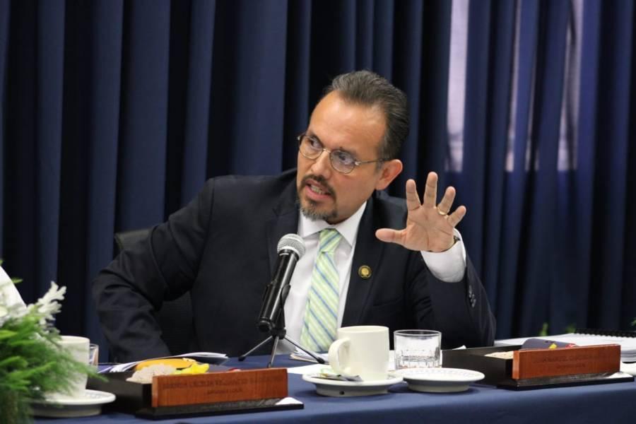 Considera el diputado Manuel Cambrón, necesaria la renuncia del titular de la SSC