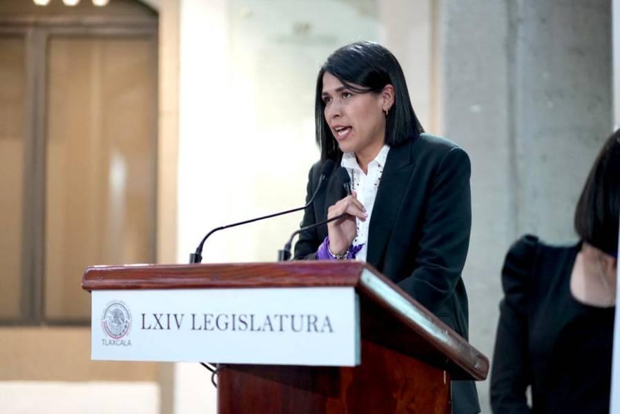 Celebran conversatorio sobre igualdad y justicia desde la perspectiva de género en el Congreso 